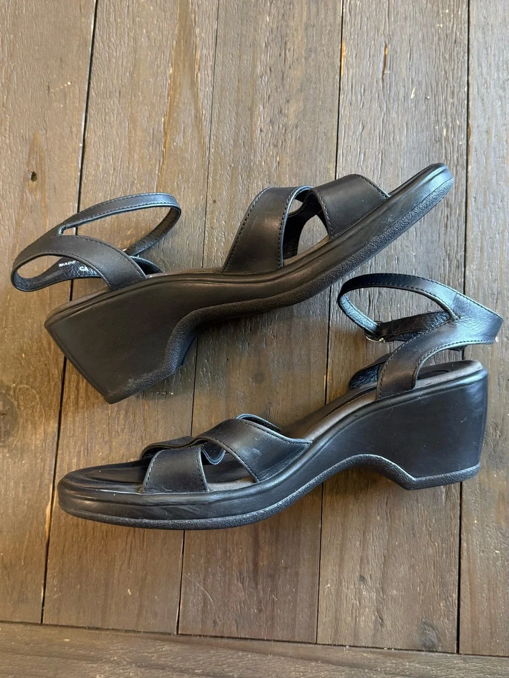 Dansko Black Leather Wedge Sandals Women’s EU 40 Ankle Strap
